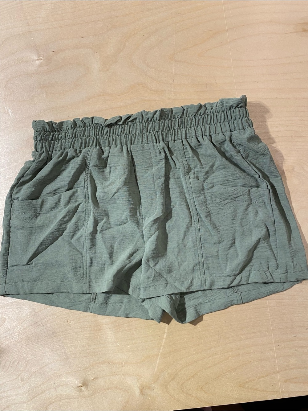 Classic Concepts Women's Elastic Waist Casual Shorts - Sage Green XL (SQ)